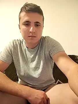 Snapshot of MrNoBoDy000 chatting on 12/13/25, 07:53 MrNoBoDy000 online show from 12/13/25, 07:53