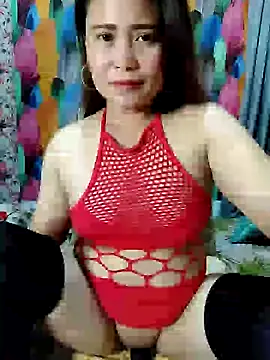 Snapshot of aya_01 chatting on 01/14/25, 12:43 aya 01 online show from 01/14/25, 12:43