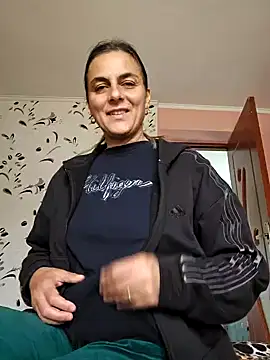 IsabelleCraft online show from 03/23/25, 07:20