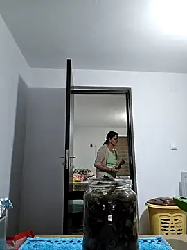 IsabelleCraft online show from 09/11/25, 06:52