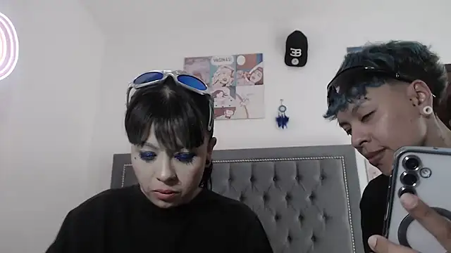 dulce maria x online show from 12/22/24, 03:22