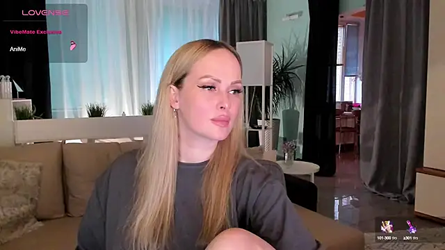 Snapshot of Libby_Nora chatting on 12/10/24, 12:38 Libby Nora online show from 12/10/24, 12:38