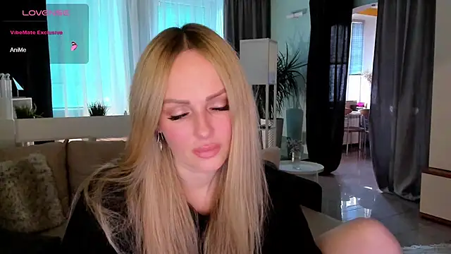 Snapshot of Libby_Nora chatting on 12/12/24, 11:29 Libby Nora online show from 12/12/24, 11:29