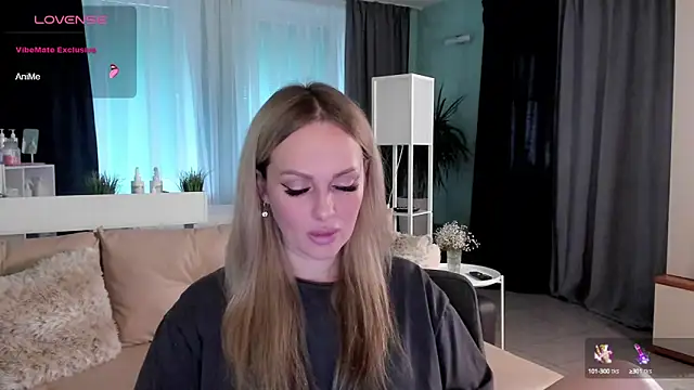 Snapshot of Libby_Nora chatting on 01/14/25, 09:35 Libby Nora online show from 01/14/25, 09:35