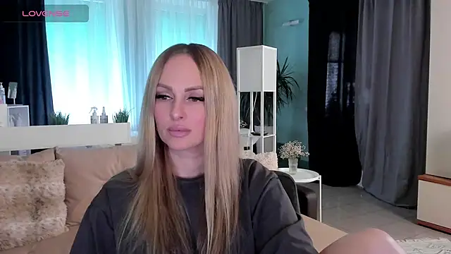 Snapshot of Libby_Nora chatting on 01/21/25, 11:46 Libby Nora online show from 01/21/25, 11:46