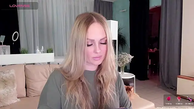 Snapshot of Libby_Nora chatting on 01/28/25, 05:56 Libby Nora online show from 01/28/25, 05:56