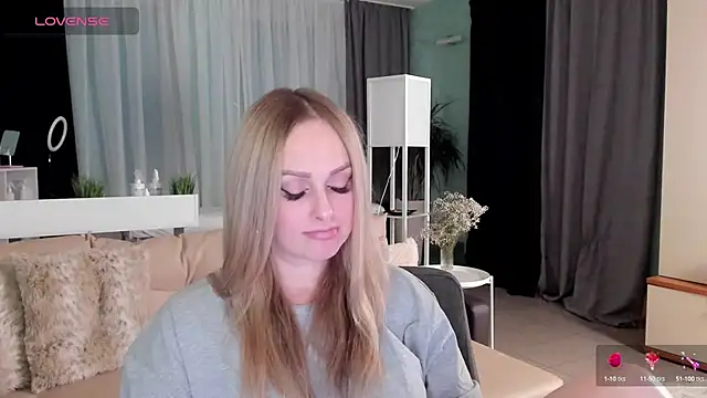 Snapshot of Libby_Nora chatting on 01/29/25, 02:00 Libby Nora online show from 01/29/25, 02:00