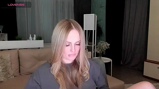 Snapshot of Libby_Nora chatting on 02/08/25, 03:53 Libby Nora online show from 02/08/25, 03:53