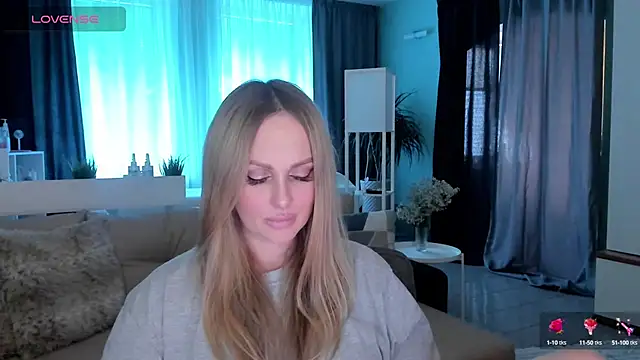 Snapshot of Libby_Nora chatting on 02/21/25, 12:39 Libby Nora online show from 02/21/25, 12:39