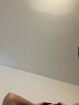 swrennn19 online show from 04/16/26, 10:23