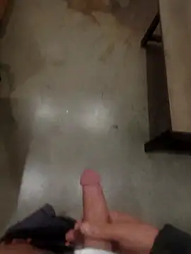 Muzz 2020 online show from 04/23/26, 01:35