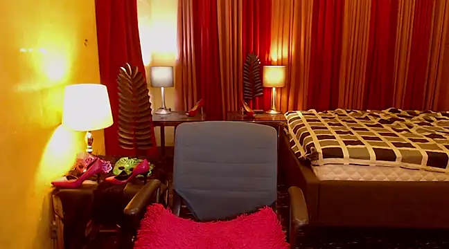 Snapshot of YourDreamPinayPie chatting on 02/19/25, 10:42 YourDreamPinayPie online show from 02/19/25, 10:42