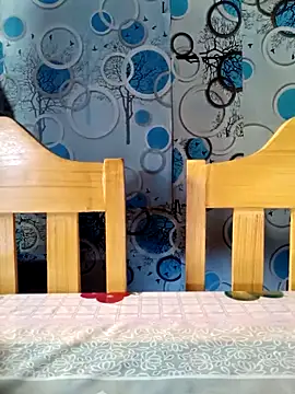 XXLorie 02 online show from 09/29/25, 10:25