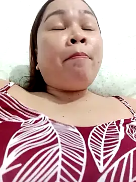 XXLorie 02 online show from 02/04/26, 02:12