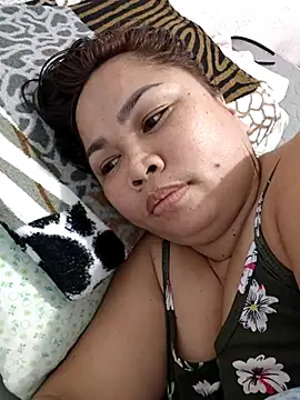 XXLorie 02 online show from 03/10/26, 12:54