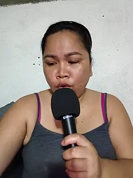 XXLorie 02 online show from 04/29/26, 10:52
