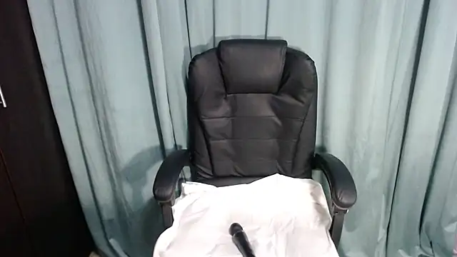 erikaerika online show from 03/03/25, 11:55