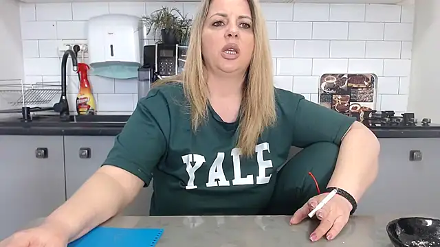 erikaerika online show from 03/10/25, 12:59