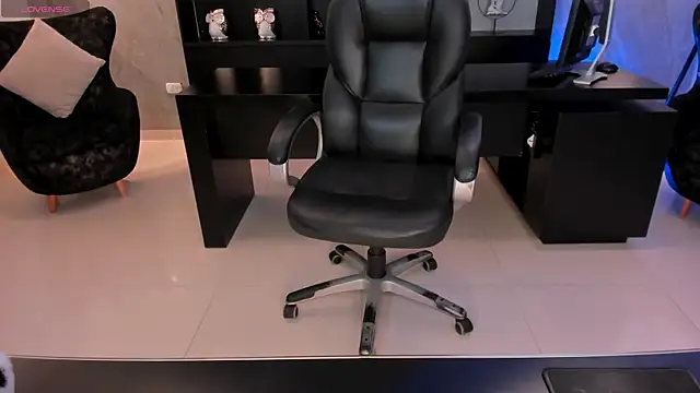 AmyDavis  online show from 01/11/25, 07:59