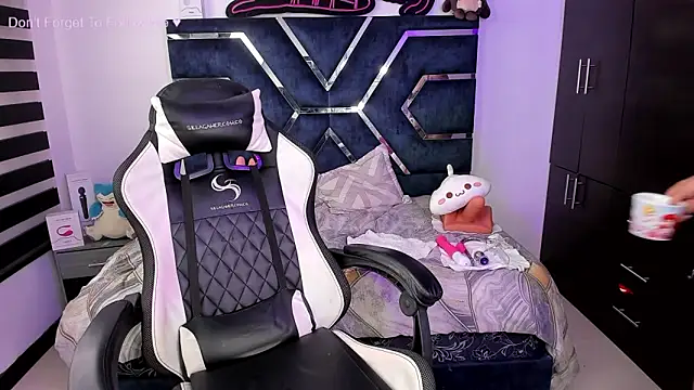 Student of Bdsm online show from 02/18/25, 07:09