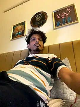 Snapshot of Talha266 chatting on 09/18/25, 08:11 Talha266 online show from 09/18/25, 08:11