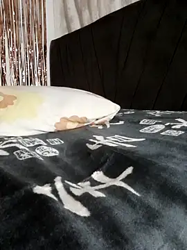 LUNAdeMARTE online show from 11/18/25, 11:59