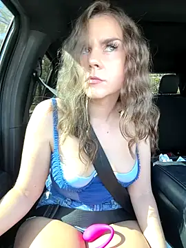 MaggyMayI online show from 11/26/25, 04:52