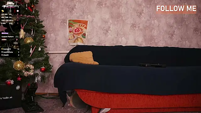 Snapshot of Evelively chatting on 12/20/24, 10:00 Evelively online show from 12/20/24, 10:00