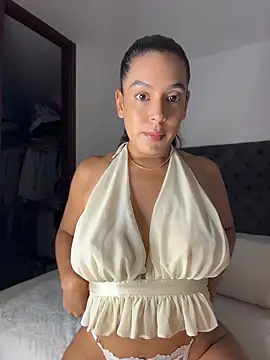 Snapshot of kamivolkano chatting on 05/16/26, 03:03 kamivolkano online show from 05/16/26, 03:03