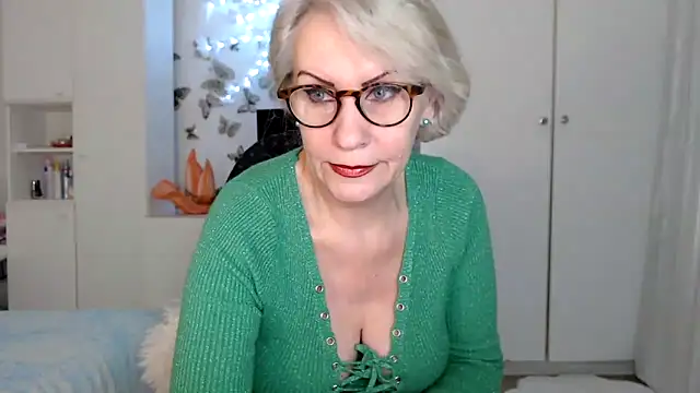 Snapshot of Ghertrude52 chatting on 02/23/25, 04:07 Ghertrude52 online show from 02/23/25, 04:07