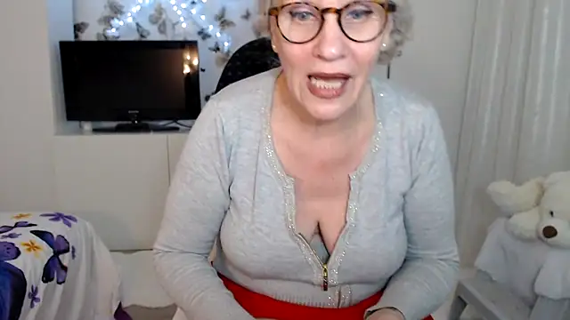 Snapshot of Ghertrude52 chatting on 03/12/25, 07:13 Ghertrude52 online show from 03/12/25, 07:13