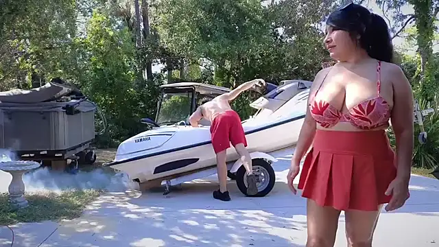 Snapshot of Foglove69 chatting on 10/21/25, 07:36 Foglove69 online show from 10/21/25, 07:36