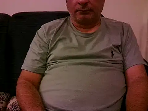 Snapshot of desipapaxxx chatting on 01/19/25, 06:43 desipapaxxx online show from 01/19/25, 06:43