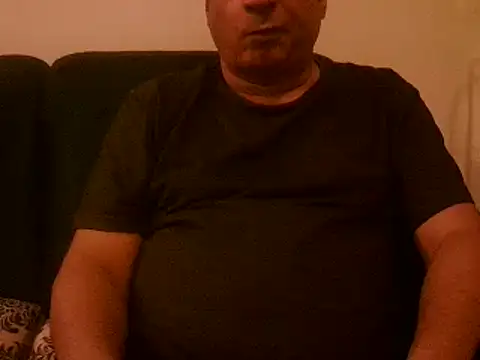 Snapshot of desipapaxxx chatting on 01/28/25, 06:39 desipapaxxx online show from 01/28/25, 06:39