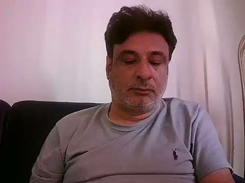 Snapshot of desipapaxxx chatting on 02/02/25, 08:13 desipapaxxx online show from 02/02/25, 08:13