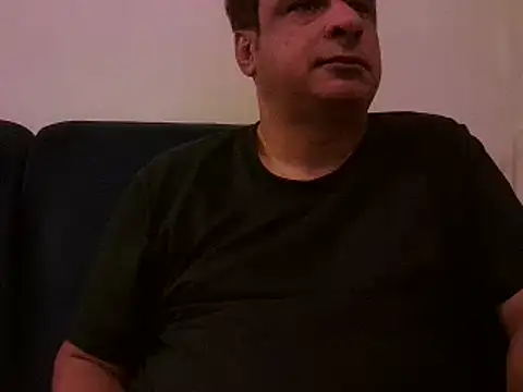 Snapshot of desipapaxxx chatting on 02/03/25, 11:15 desipapaxxx online show from 02/03/25, 11:15