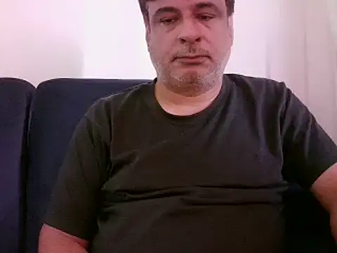 Snapshot of desipapaxxx chatting on 02/11/25, 06:08 desipapaxxx online show from 02/11/25, 06:08
