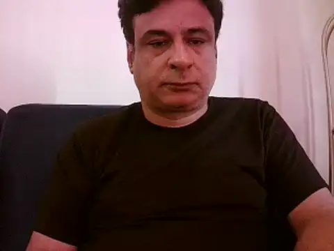 Snapshot of desipapaxxx chatting on 03/02/25, 05:12 desipapaxxx online show from 03/02/25, 05:12