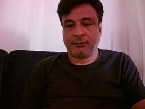 Snapshot of desipapaxxx chatting on 03/05/25, 04:45 desipapaxxx online show from 03/05/25, 04:45