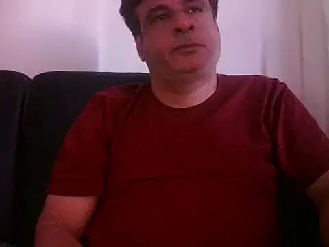 Snapshot of desipapaxxx chatting on 03/08/25, 04:12 desipapaxxx online show from 03/08/25, 04:12