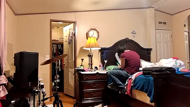 Snapshot of AerobicSleeve chatting on 09/14/25, 03:38 AerobicSleeve online show from 09/14/25, 03:38