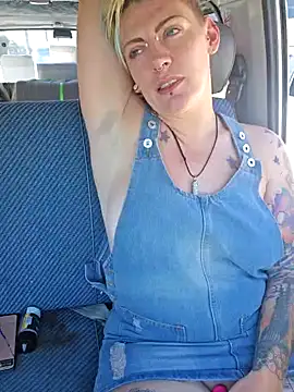 PinkTheHawk online show from 01/11/25, 01:59