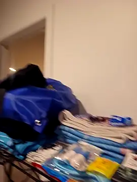 PinkTheHawk online show from 04/24/26, 09:34