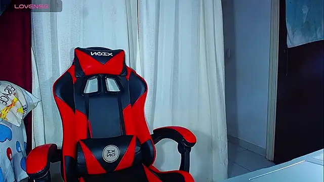 DanisaBrown online show from 11/12/25, 02:28