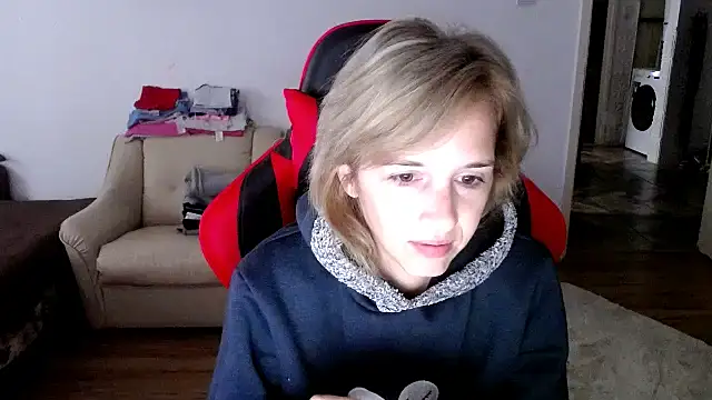 Snapshot of SexxyLety chatting on 09/19/25, 06:26 SexxyLety online show from 09/19/25, 06:26