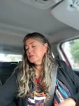 emma tour online show from 10/30/25, 03:46