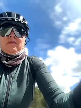 emma tour online show from 11/29/25, 03:04