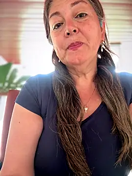 emma tour online show from 12/22/25, 05:10