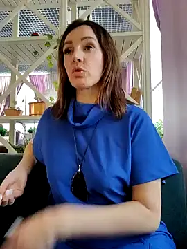 Snapshot of EvaXOAir chatting on 12/14/24, 07:51 EvaXOAir online show from 12/14/24, 07:51