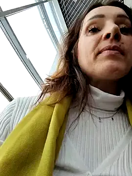 Snapshot of EvaXOAir chatting on 02/10/25, 05:58 EvaXOAir online show from 02/10/25, 05:58